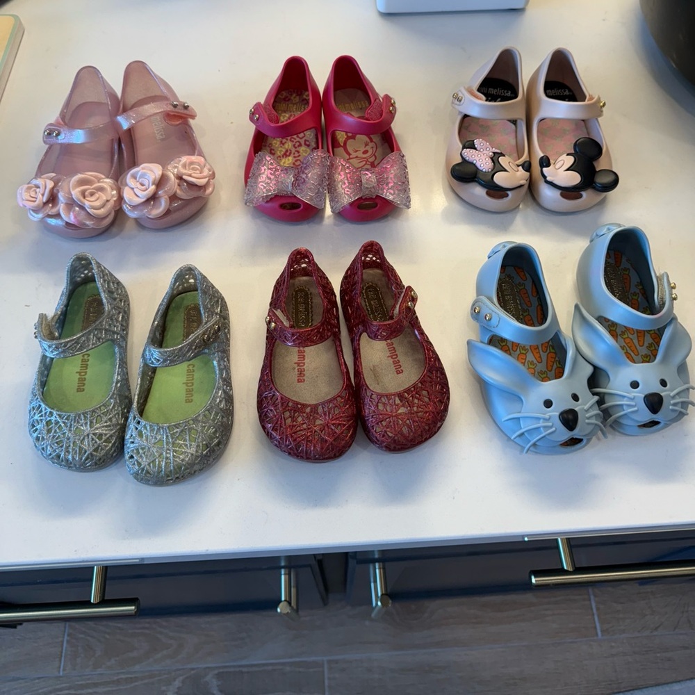 Bundle of Melissa Kids Shoes size 5